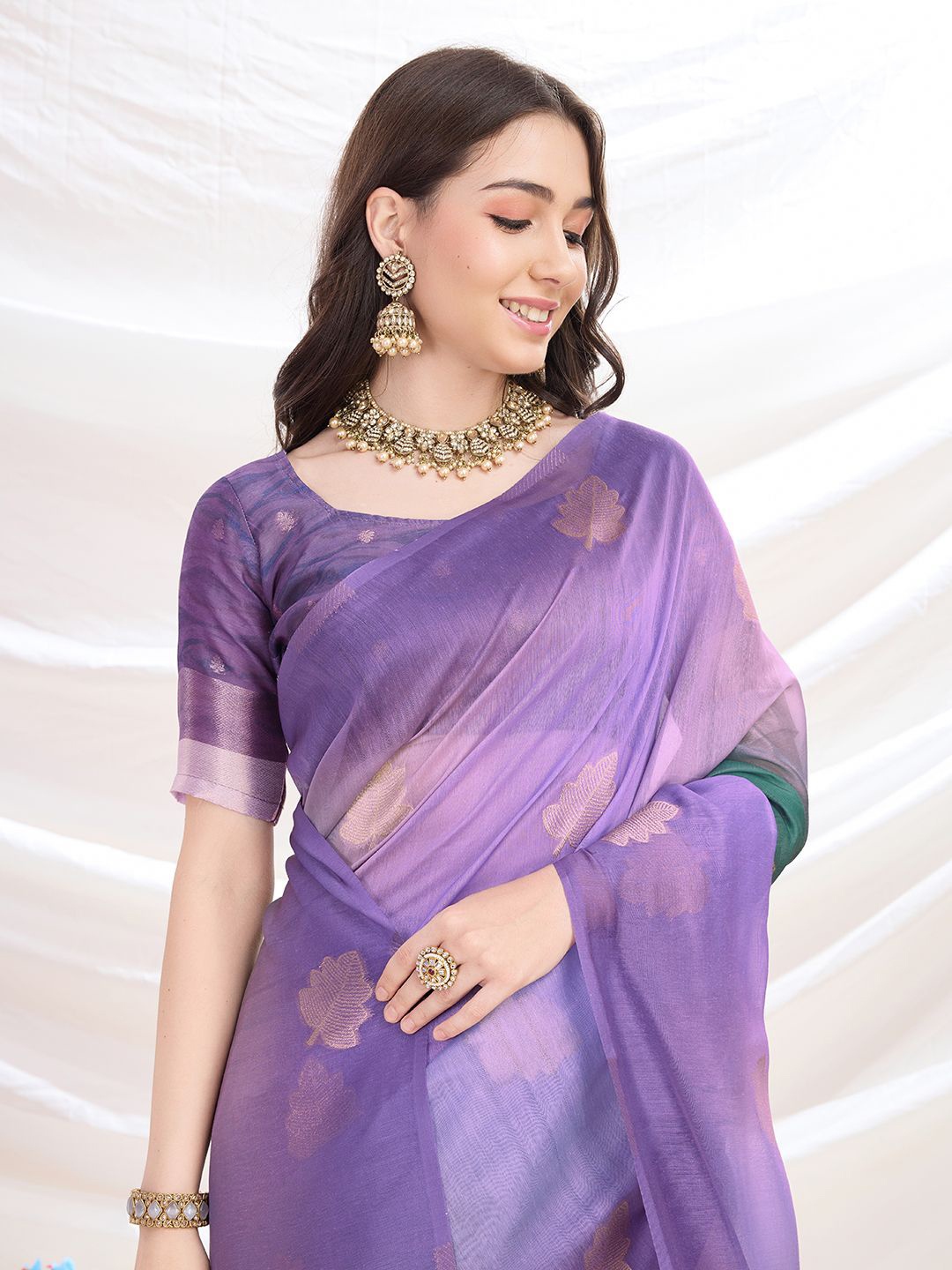 

Mantrotsav Ethnic Motifs Zari Saree, Lavender