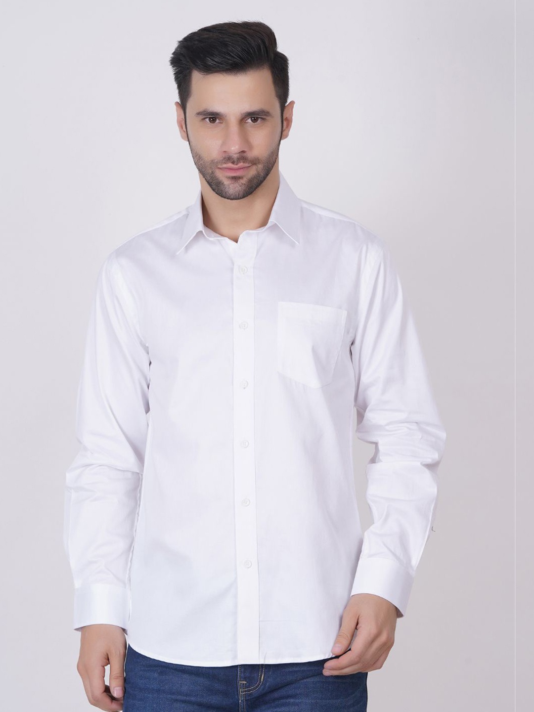 

ASHTOM Men Standard Fit Spread Collar Solid Cotton Casual Shirt, White