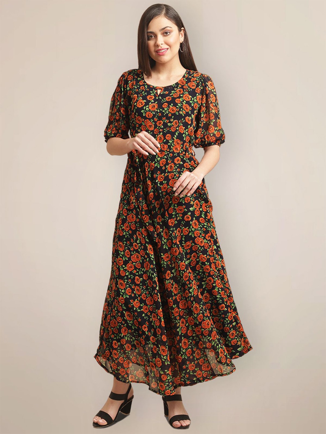 

Tromko Women Floral Printed Georgette Fit & Flare Midi Dress, Black
