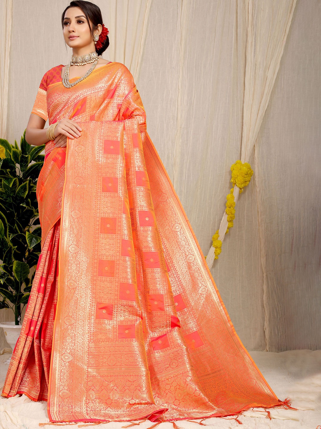 

Kandora Woven Design Pure Silk Paithani Saree, Orange