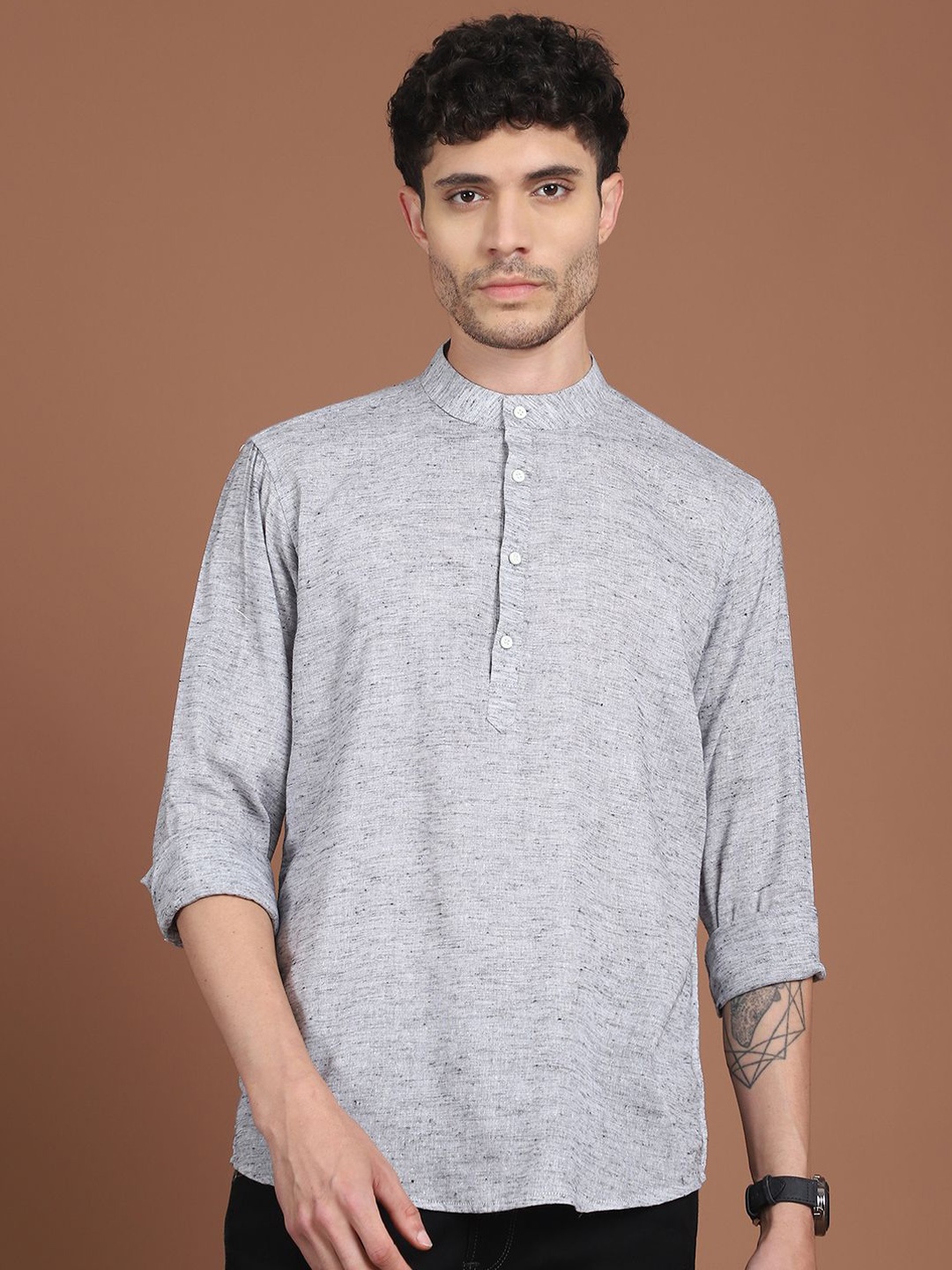 

Anouk Grey Mandarina Collar Dobby Short Kurta