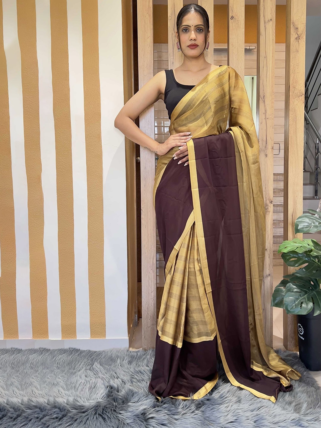 

DIVASTRI Ombre Poly Chiffon Ready to Wear Saree, Mustard