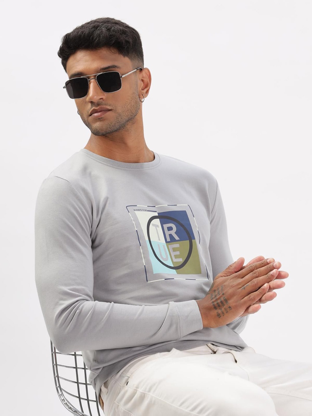

COLOR HUNT Men Sweatshirt, Grey