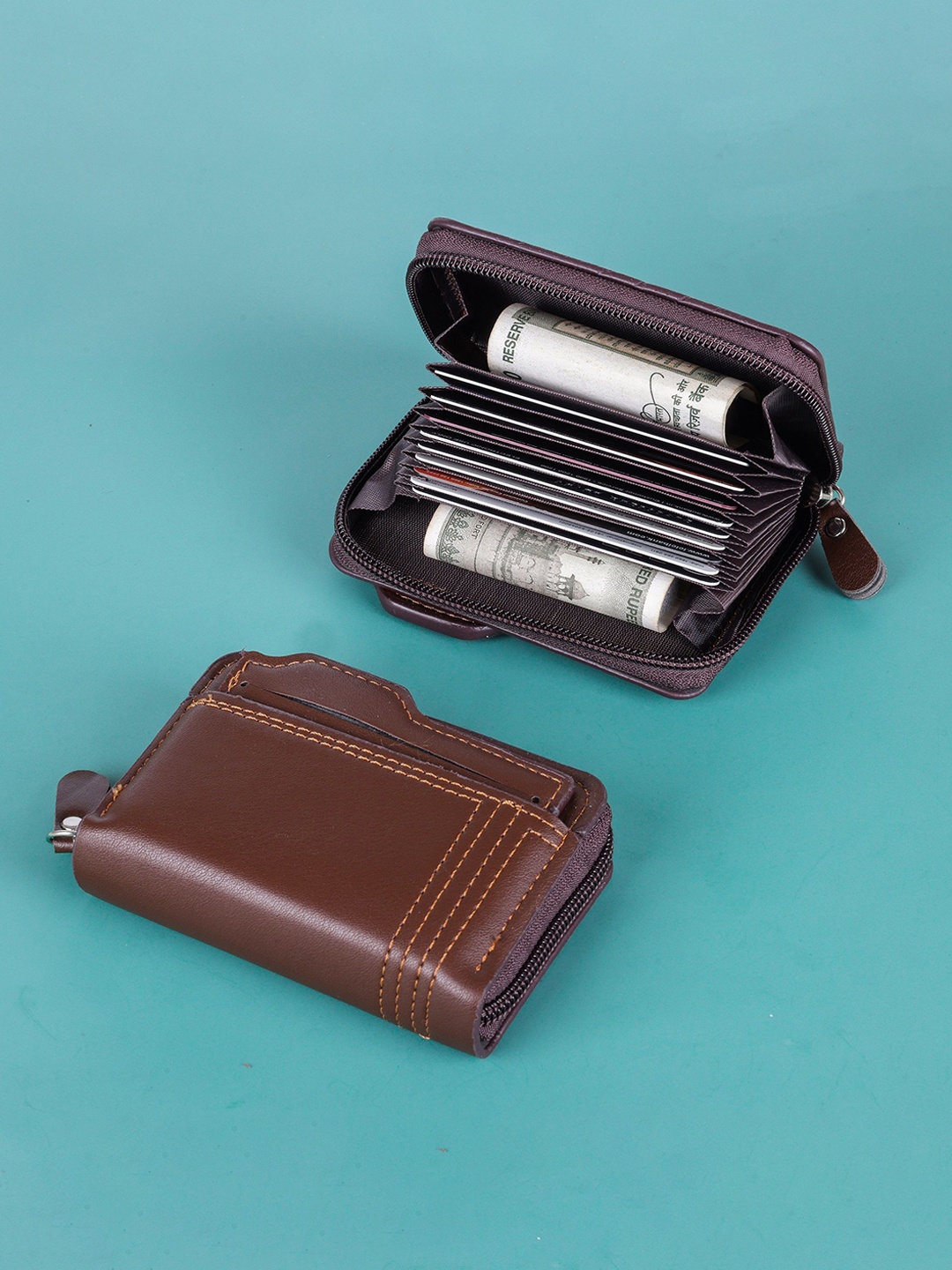 

WATCHSTAR Men Zip Detail Leather Card Holder, Brown