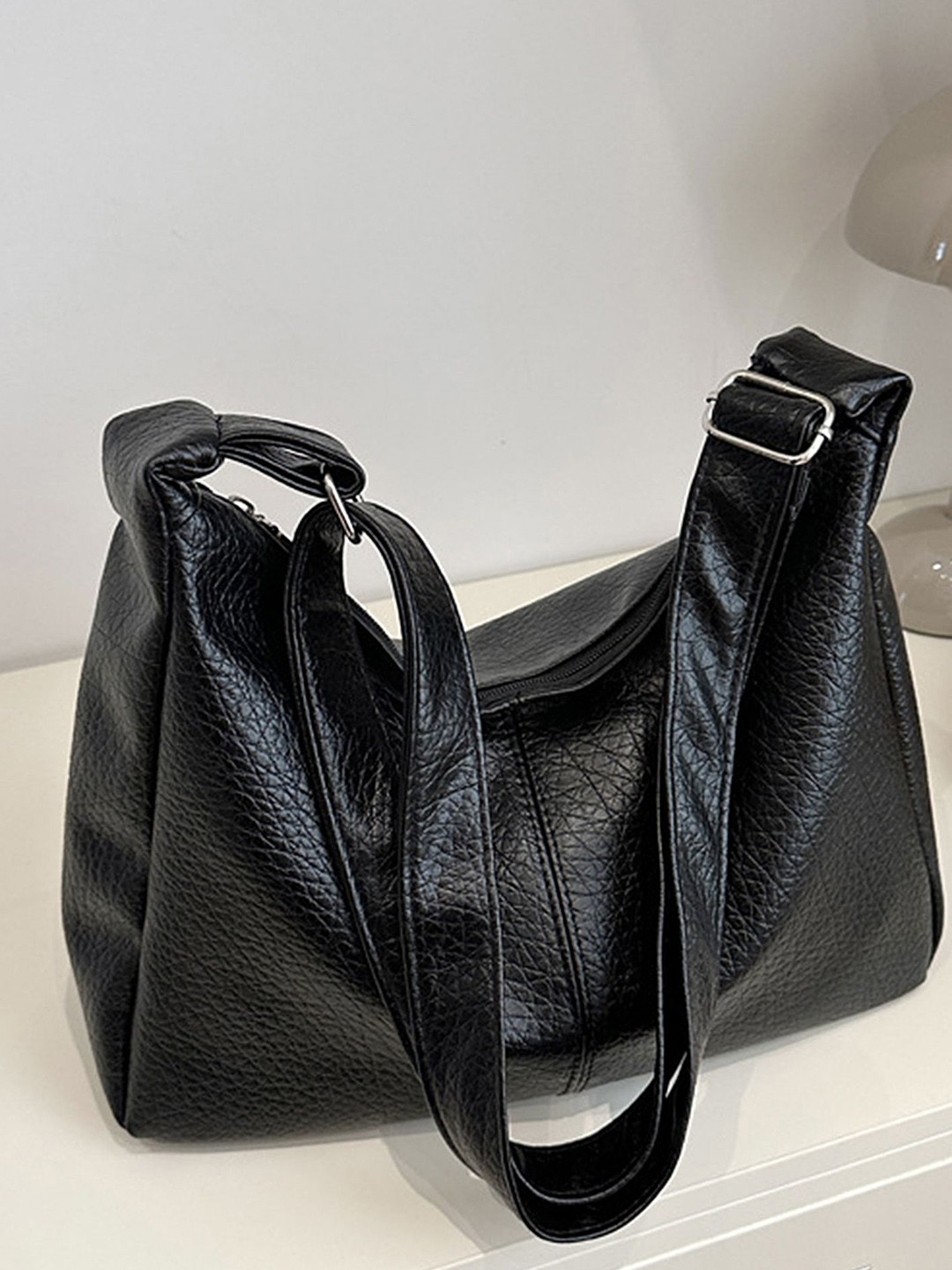 

LULU & SKY PU Structured Shoulder Bag with Fringed, Black