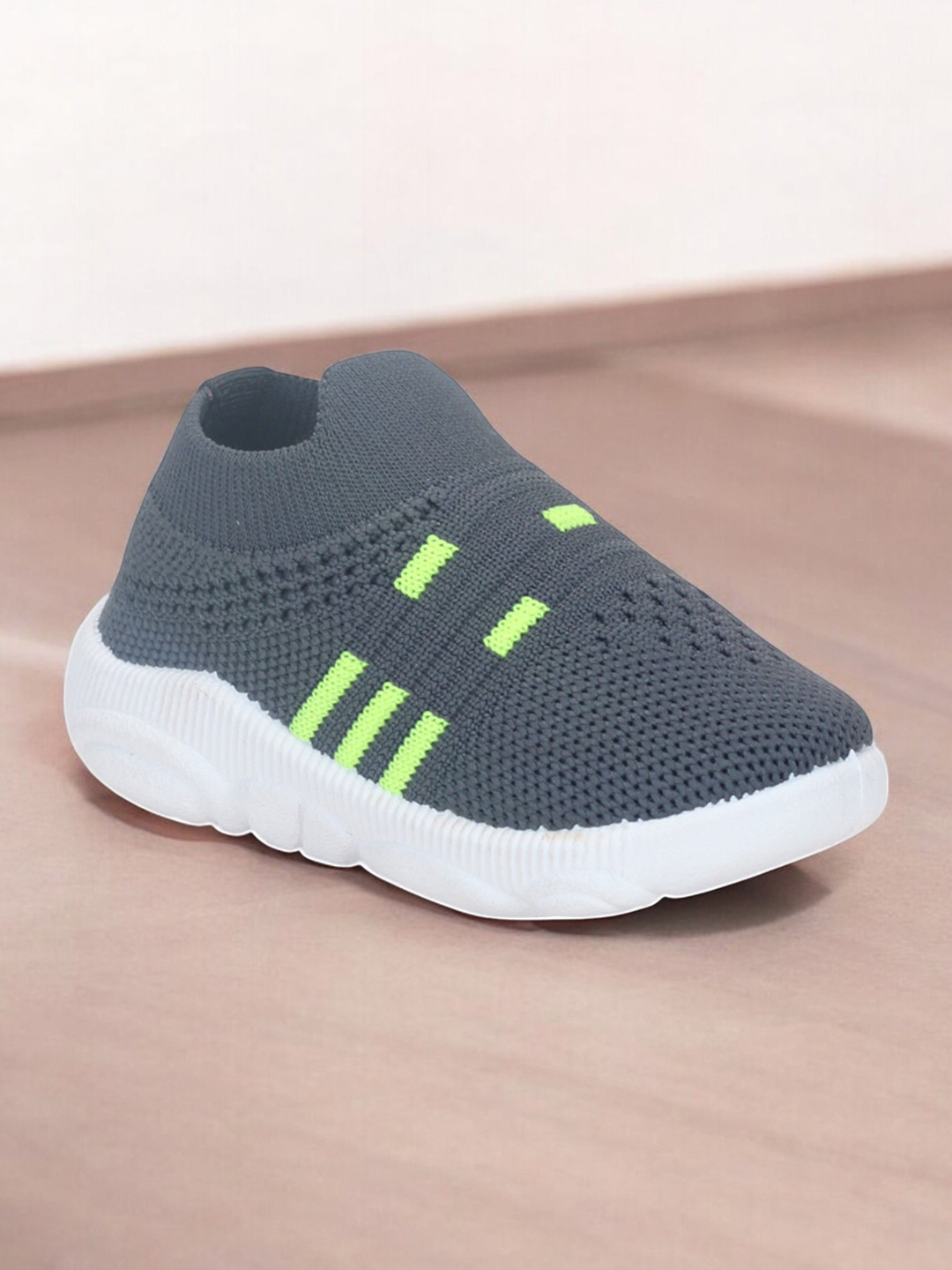 

Lil Lollipop Kids Woven Design Slip-On Sneakers, Grey
