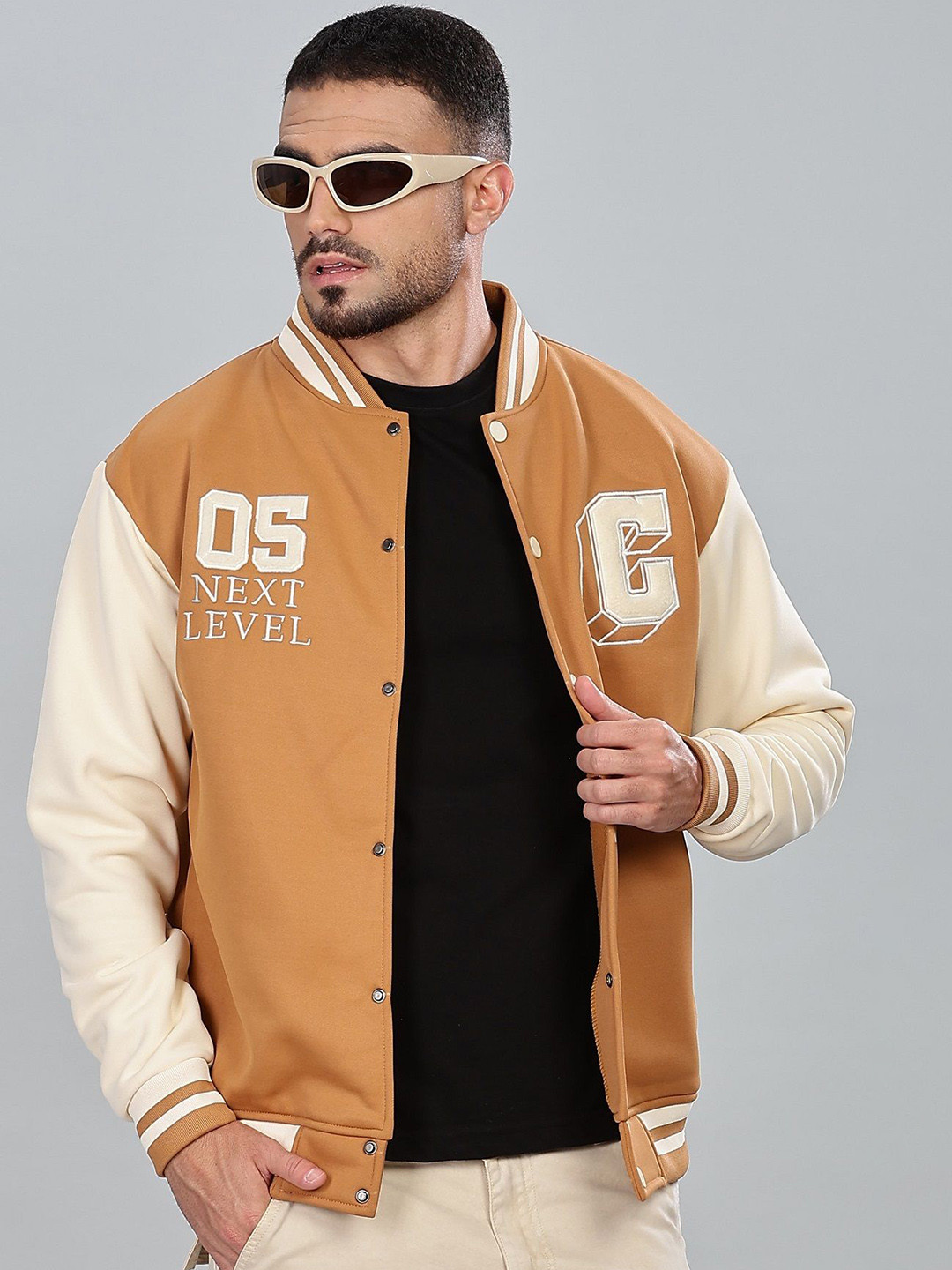 

COLOR HUNT Men Typography Varsity Jacket with Embroidered, Brown