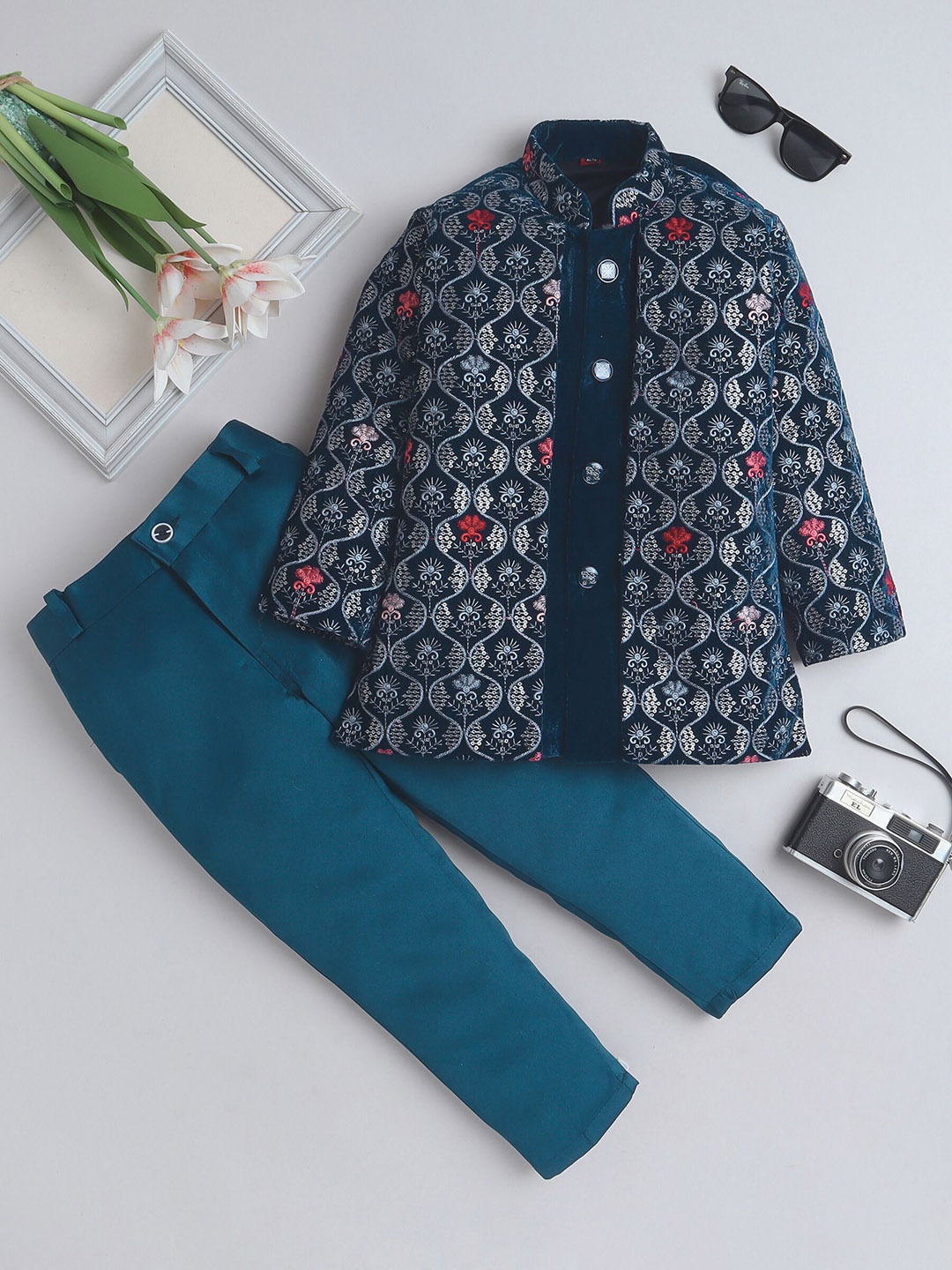 

FOURFOLDS Boys Single-Breasted Two-Piece Suit, Turquoise blue