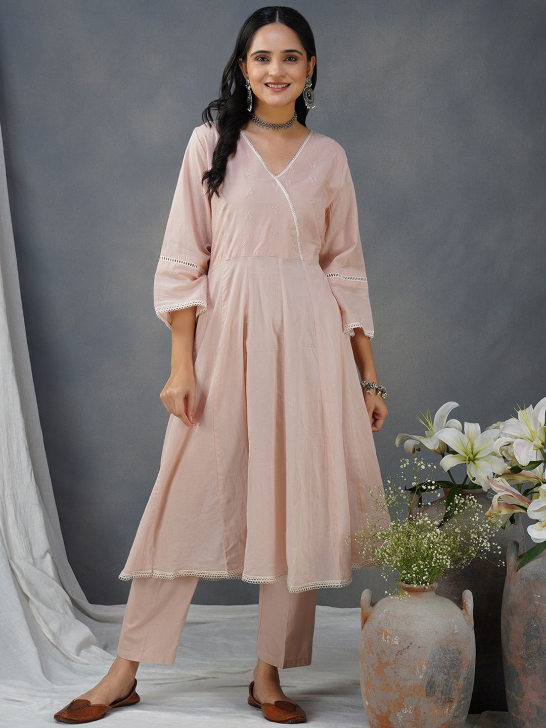 

zuri Floral Embroidered V-Neck Cotton Anarkali Kurta, Beige