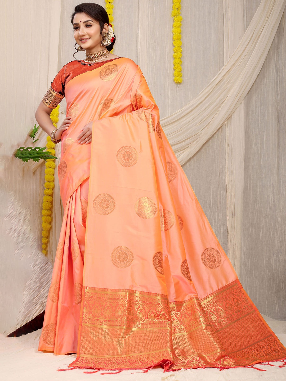 

Kandora Woven Design Zari Pure Silk Paithani Saree, Peach