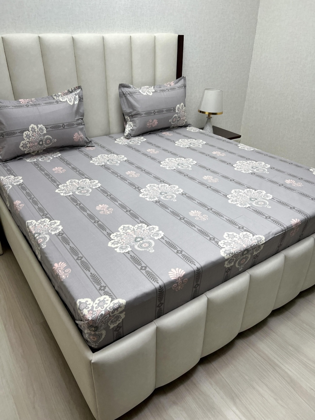 

Pure Decor Passion Grey Printed 260 TC Pure Cotton Queen Bedsheet Set- 2.28 m x 2.54 m
