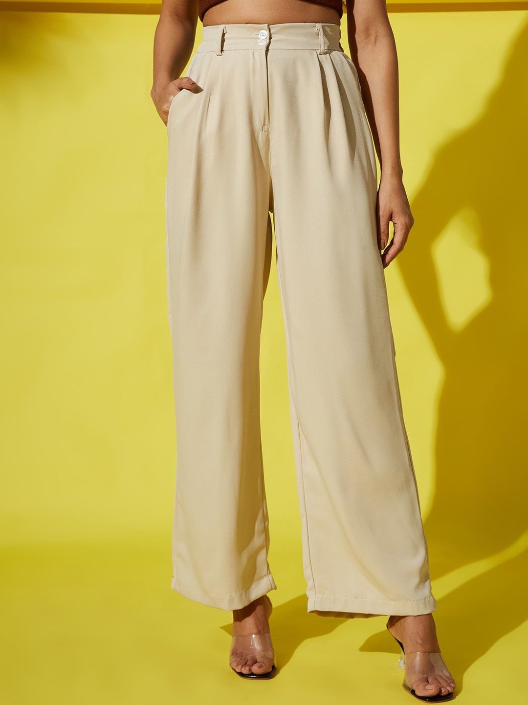 

The Roadster Lifestyle Co High Waist Loose Fit Trousers, Off white