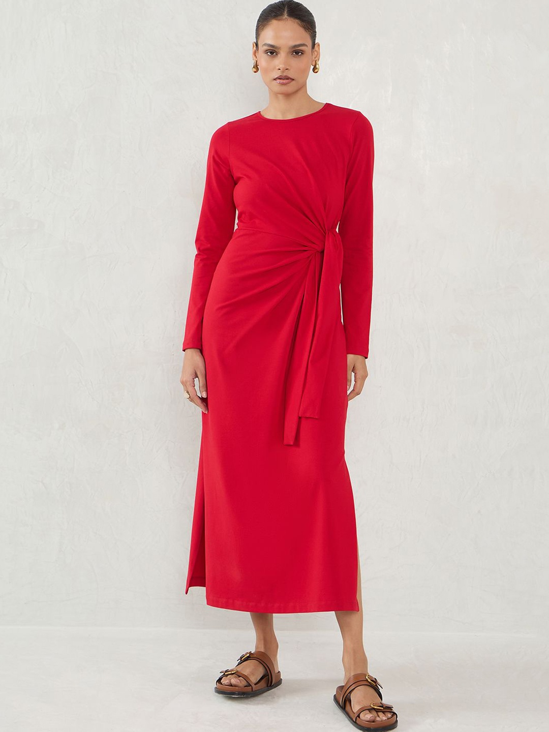 

FEMMELLA Women Sheath Midi Dress, Red