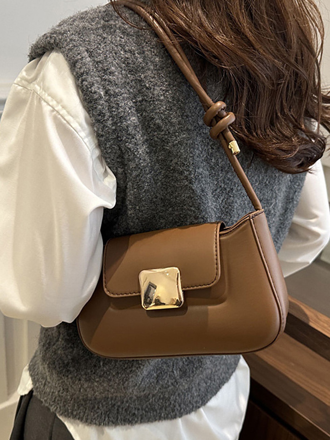 

LULU & SKY Women Solid Structured Shoulder Bag, Brown