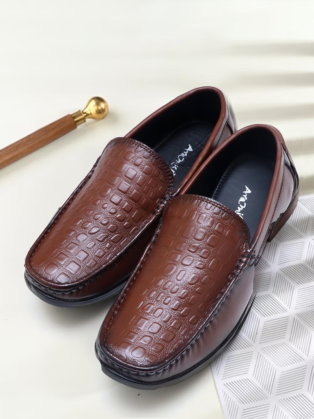 

ARAMISH Men Perforations Leather Loafers, Tan