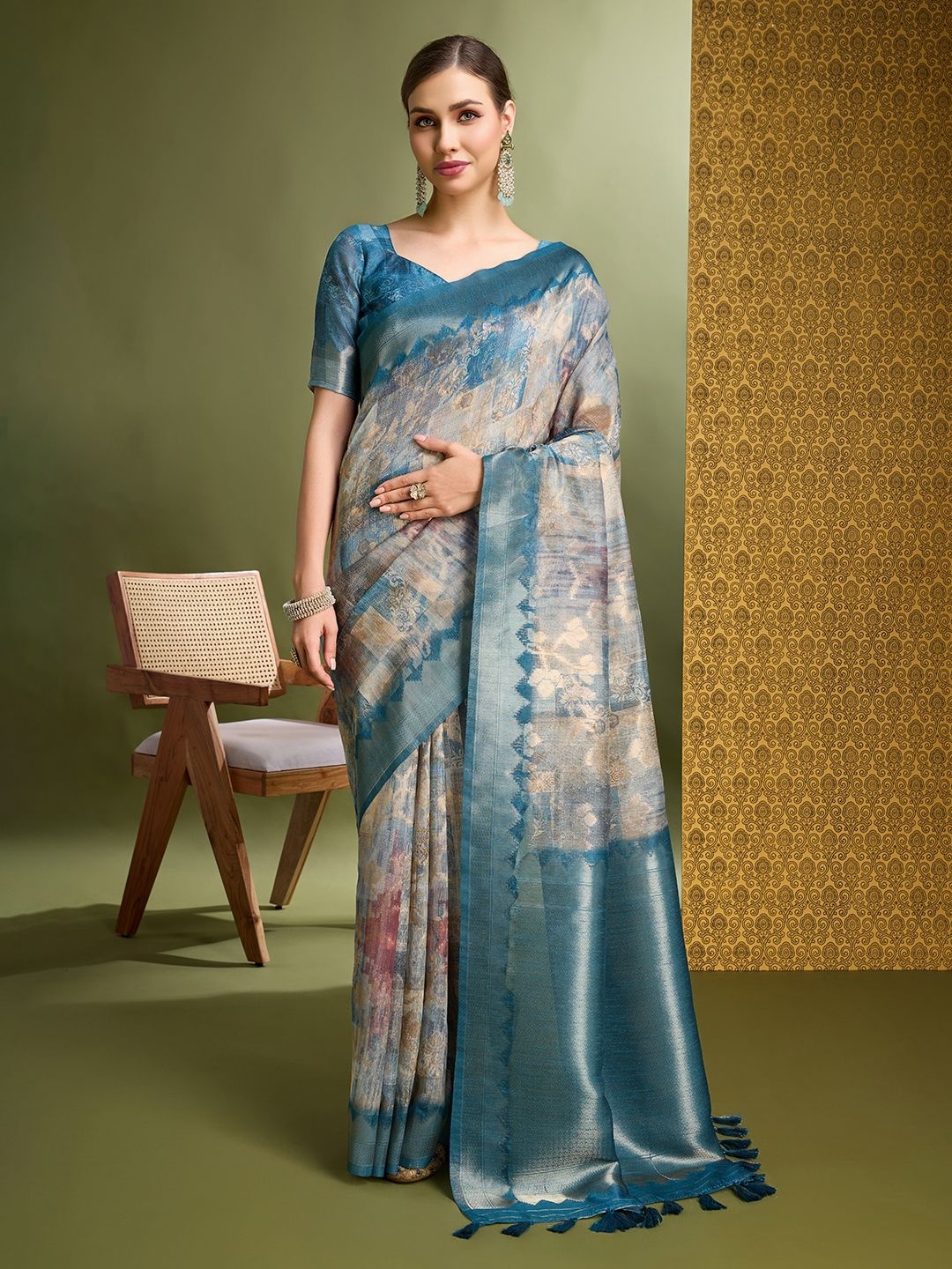 

Mantrotsav Zari Art Silk Saree, Blue