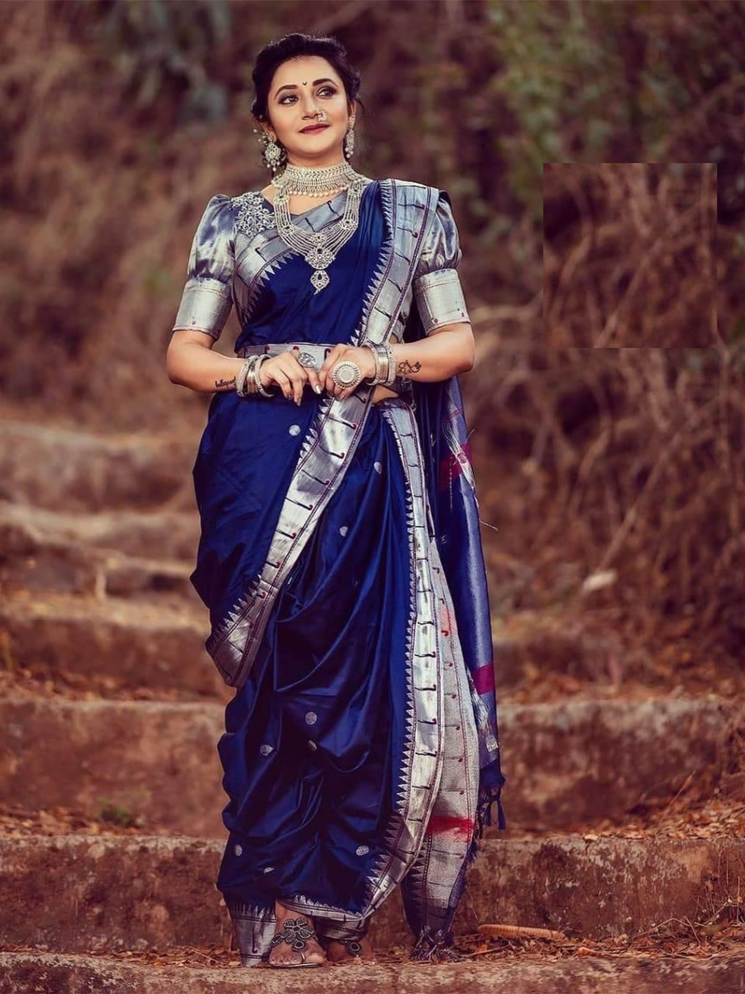 

Aika Woven Design Zari Pure Silk Banarasi Saree, Blue