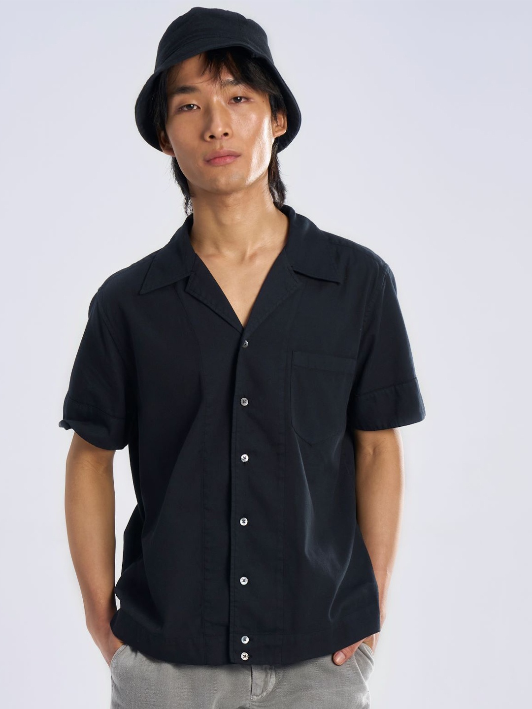 

Terra Luna Men Cuban Collar Solid Khadi Casual Shirt, Black