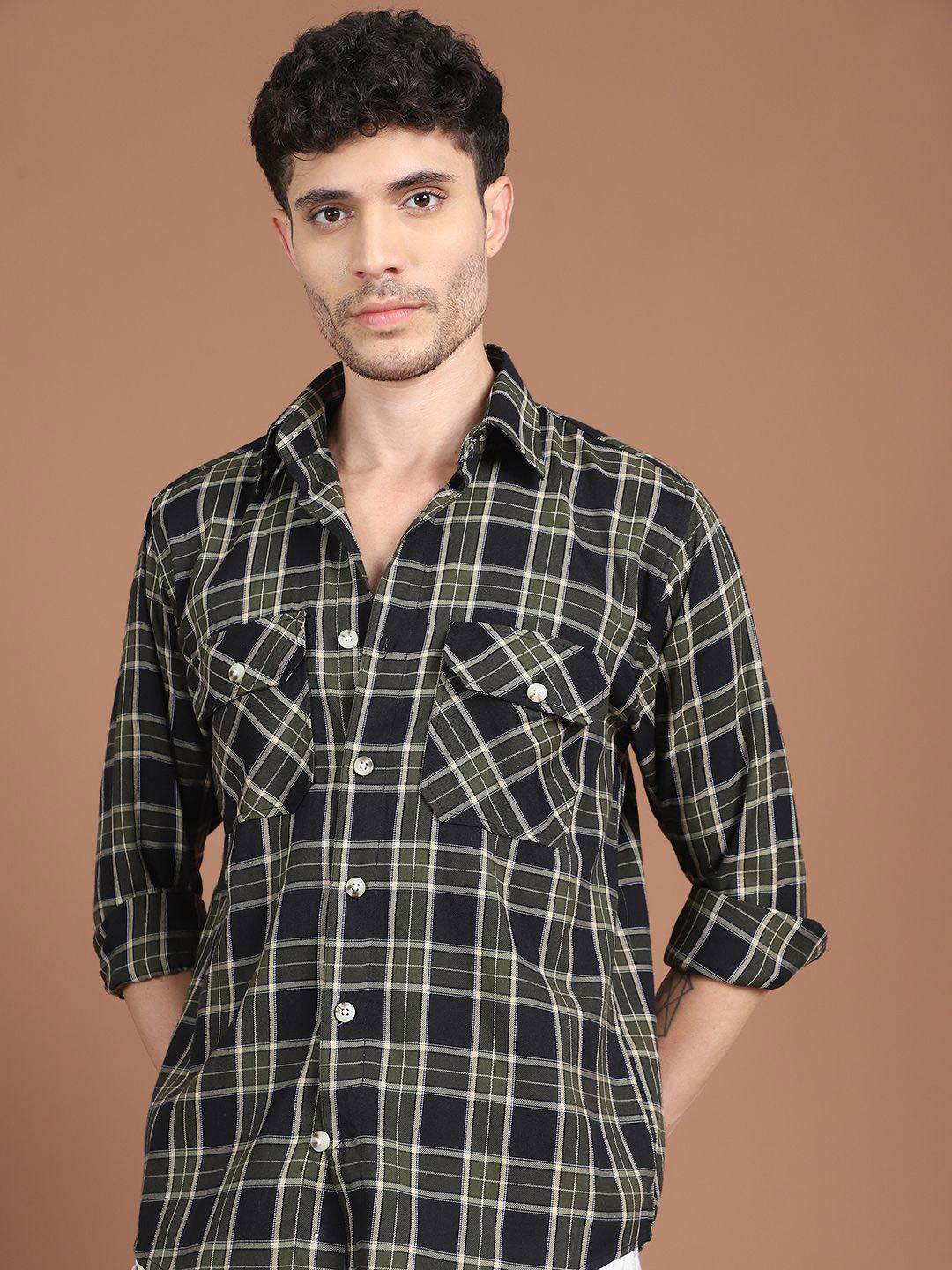 

Indian Needle Men Classic Tartan Checks Opaque Checked Casual Shirt, Black