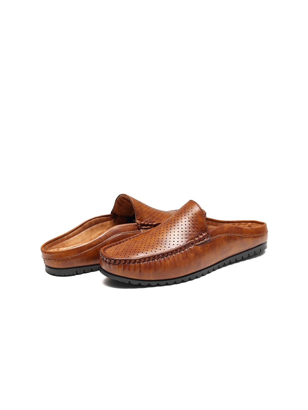 

ARAMISH Men Perforations Mules, Tan
