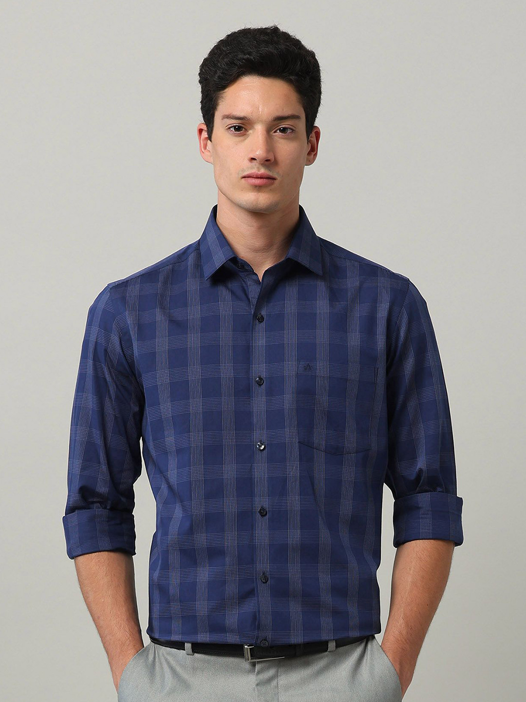 

Arrow Men Spread Collar Checked Cotton Formal Shirt, Blue