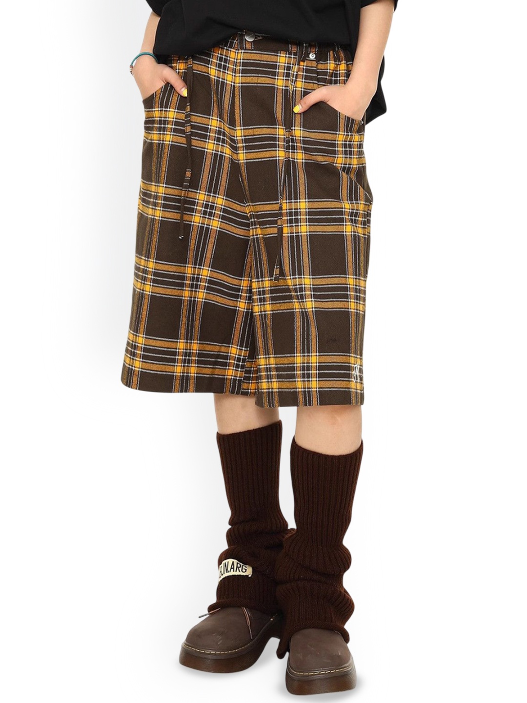 

DressBerry Women Regular Fit Checked Culottes Trousers, Brown