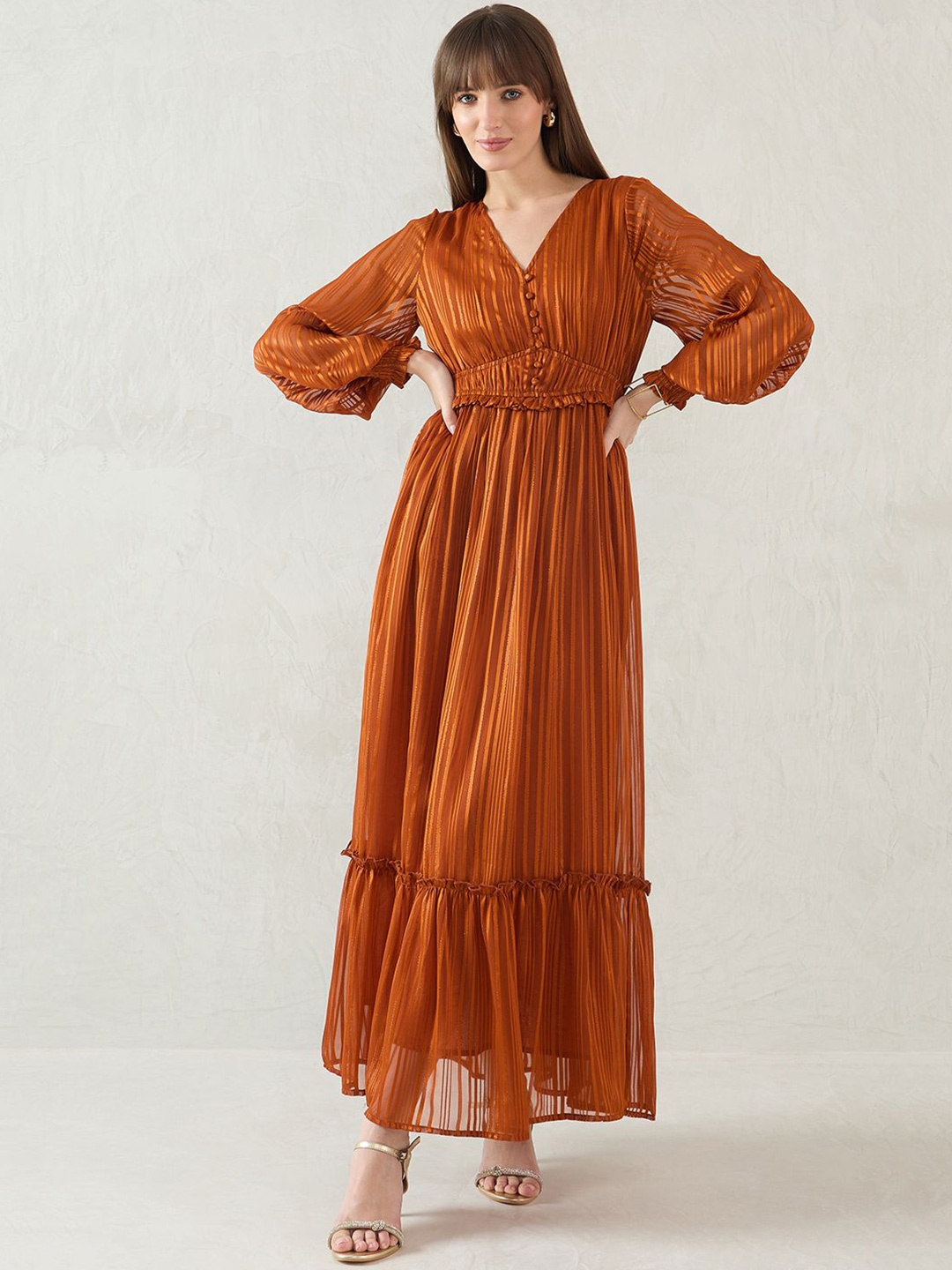 

FEMMELLA V-Neck Tiered Maxi Dress, Rust