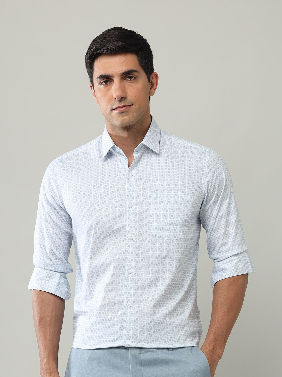 

Arrow Men Slim Fit Spread Collar Floral Printed Cotton Formal Shirt, Blue