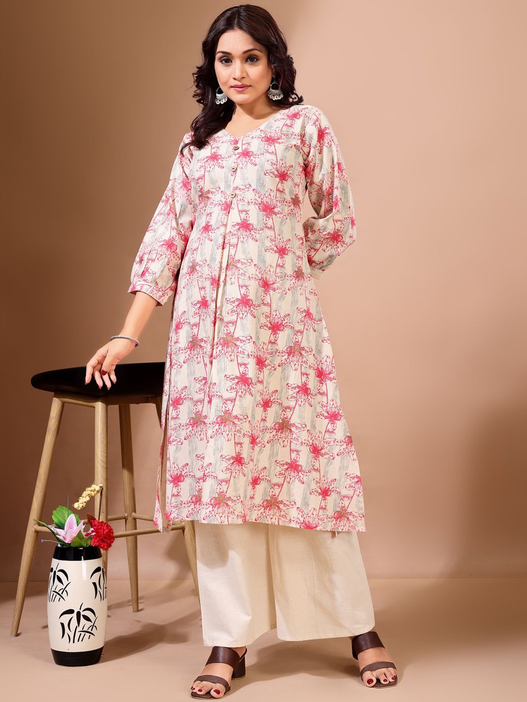 

KALINI Floral Printed Pure Cotton V-Neck A-Line Kurta With Palazzos, White