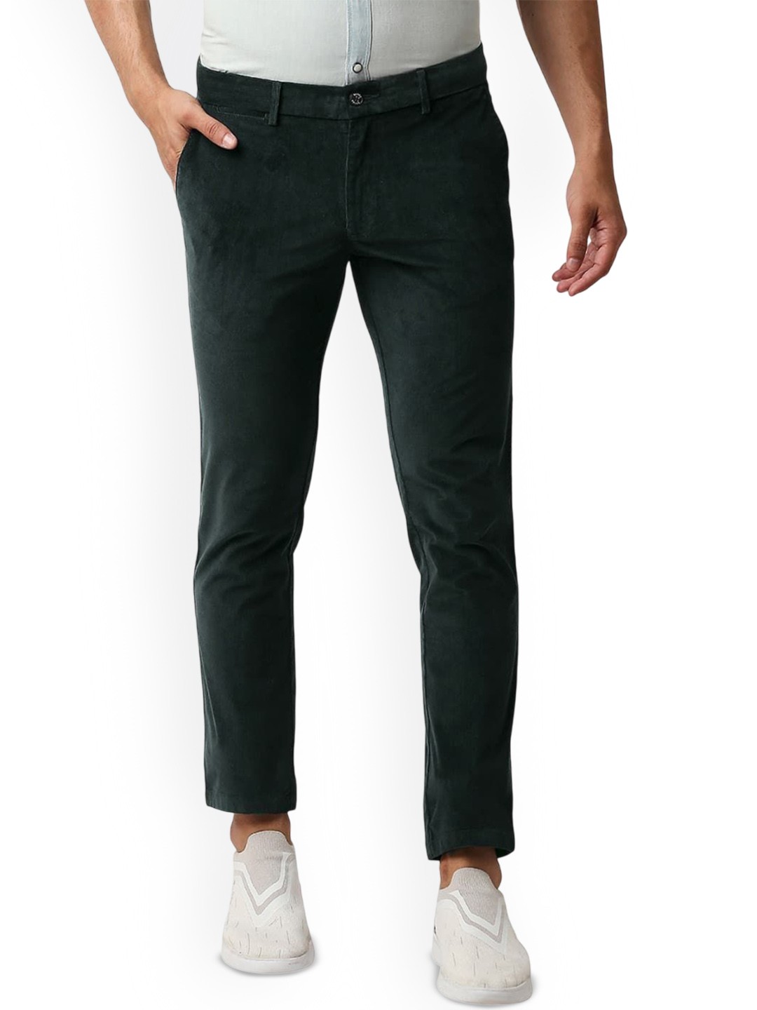

Basics Men Comfort Corduroy Trousers, Green