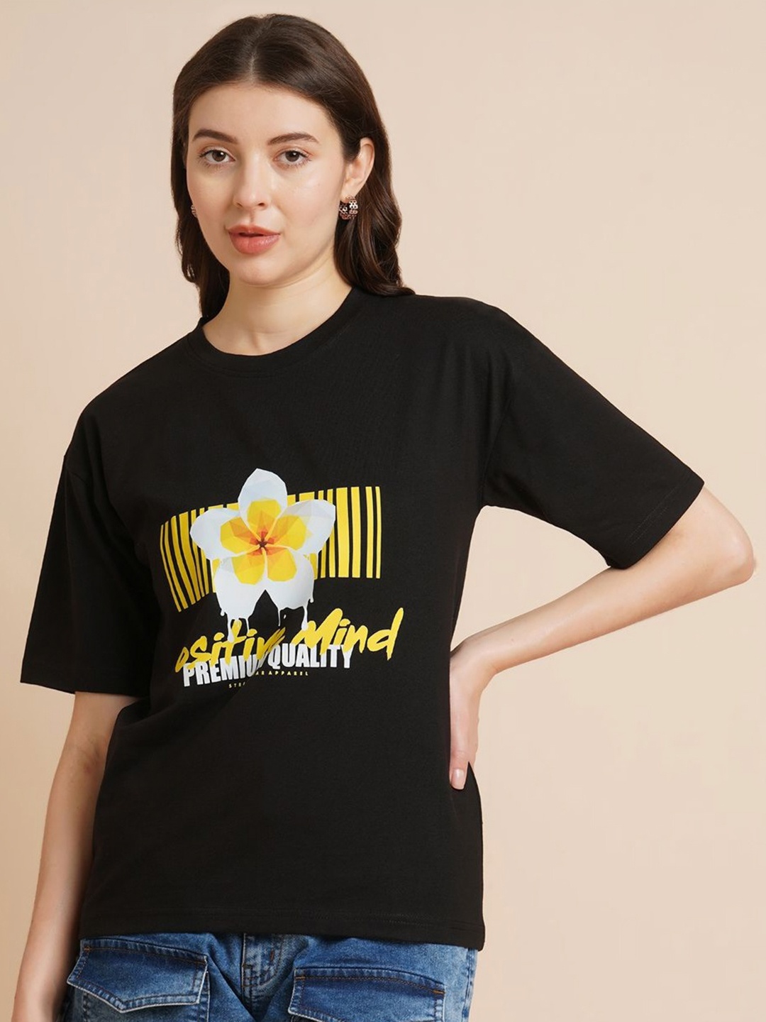 

ANJIR Women Floral Printed Round Neck Oversized T-shirt, Black