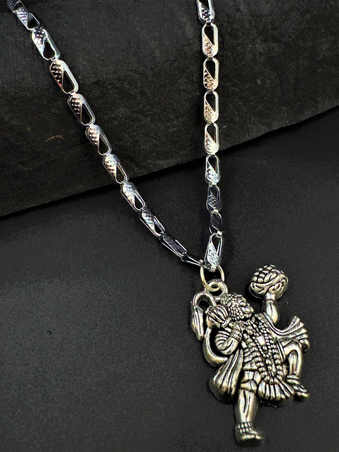 

AKLINA Unisex Silver-Plated Lord Hanumanji Pendant With Chain