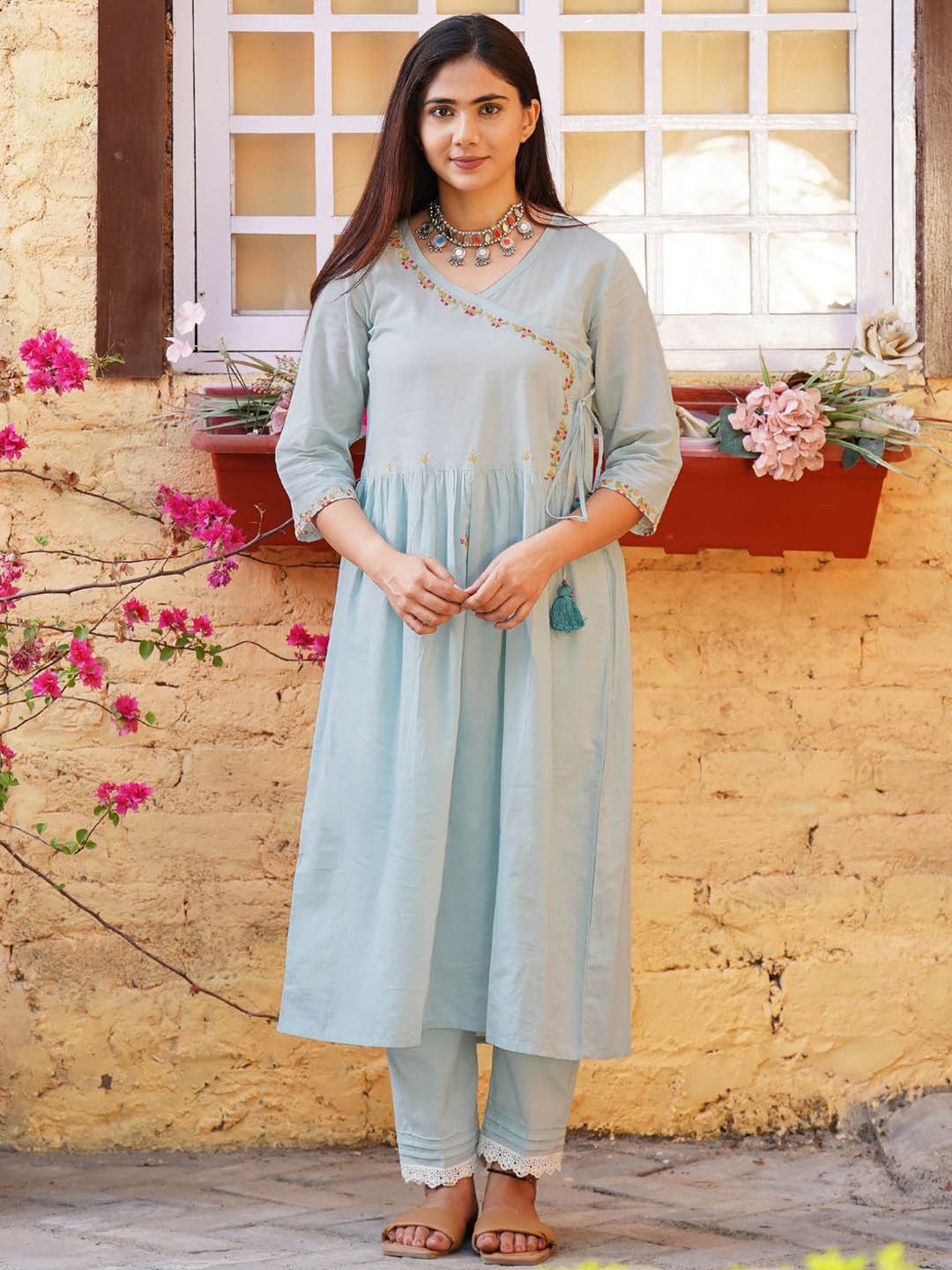 

zuri Floral Yoke Design Angrakha V-Neck Thread Work Cotton A-Line Kurta, Sea green