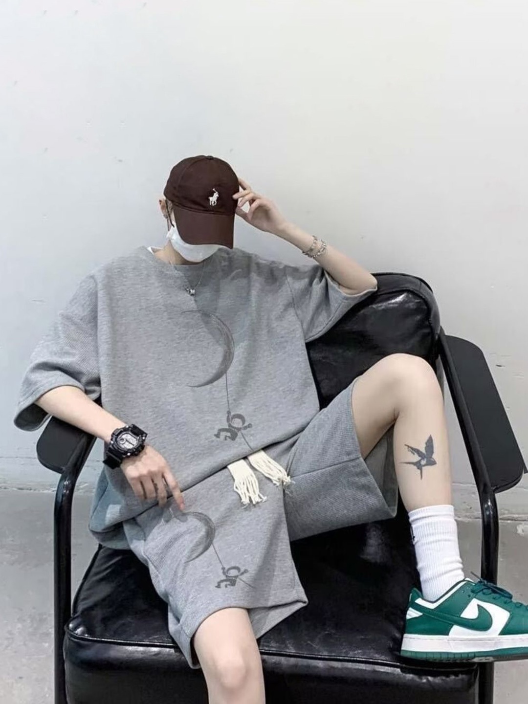 

StyleCast Grey Printed T-Shirt With Shorts