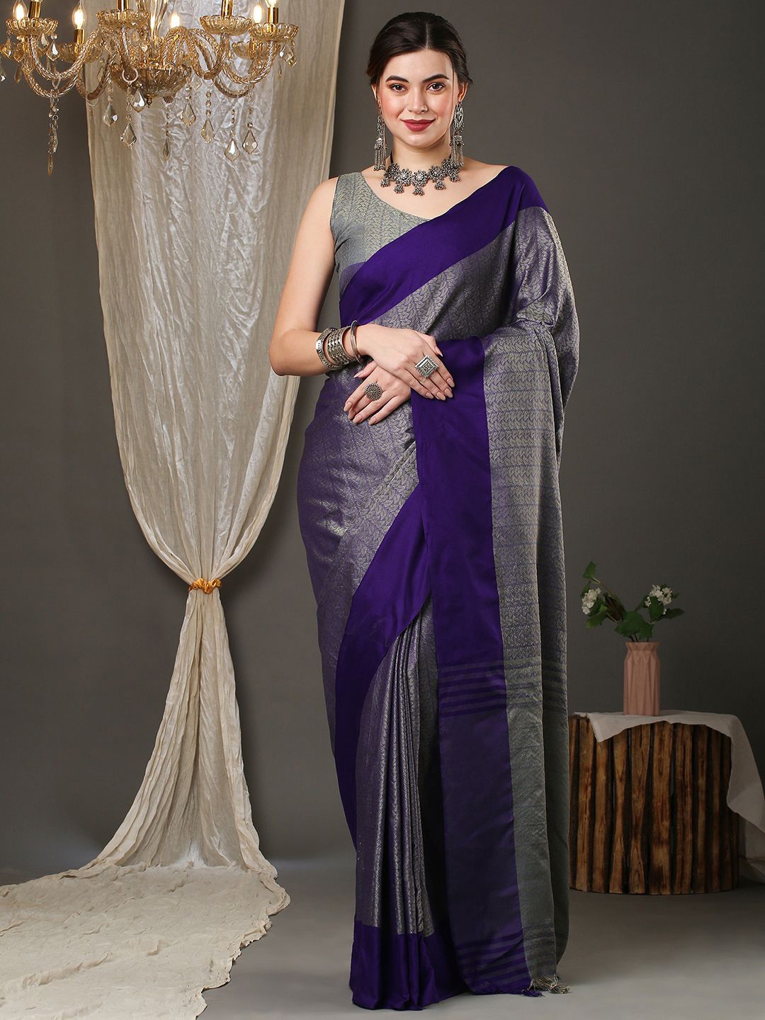 

Mitera Paisley Silk Cotton Saree, Grey