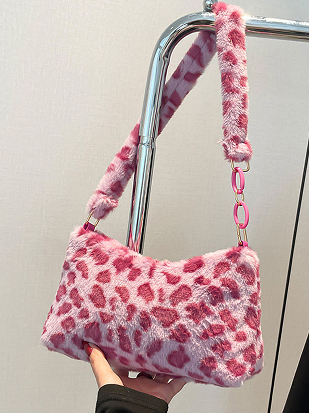 

LULU & SKY Shopper Handheld Bag with Tasselled, Pink