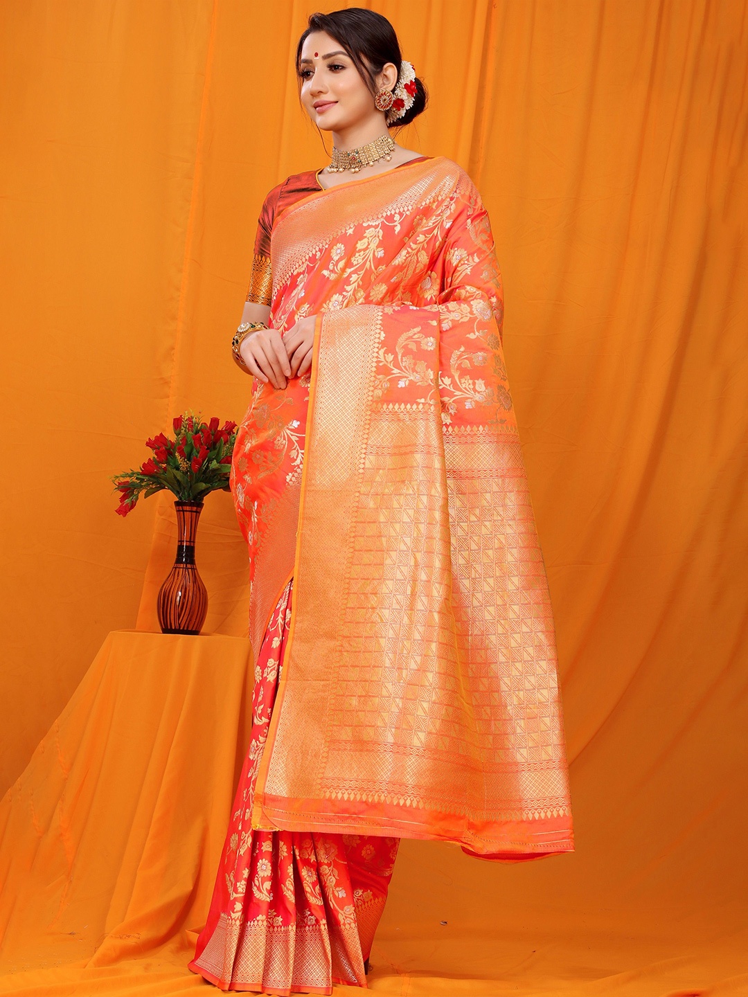 

Kandora Woven Design Zari Pure Silk Paithani Saree, Orange