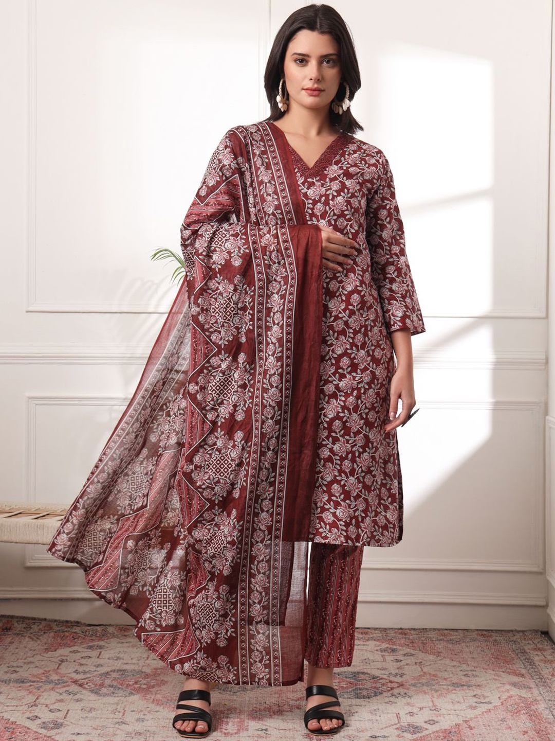 

KALINI Floral Printed Pure Cotton Sweetheart Neck Straight Kurta With Trousers And Dupatta, Maroon