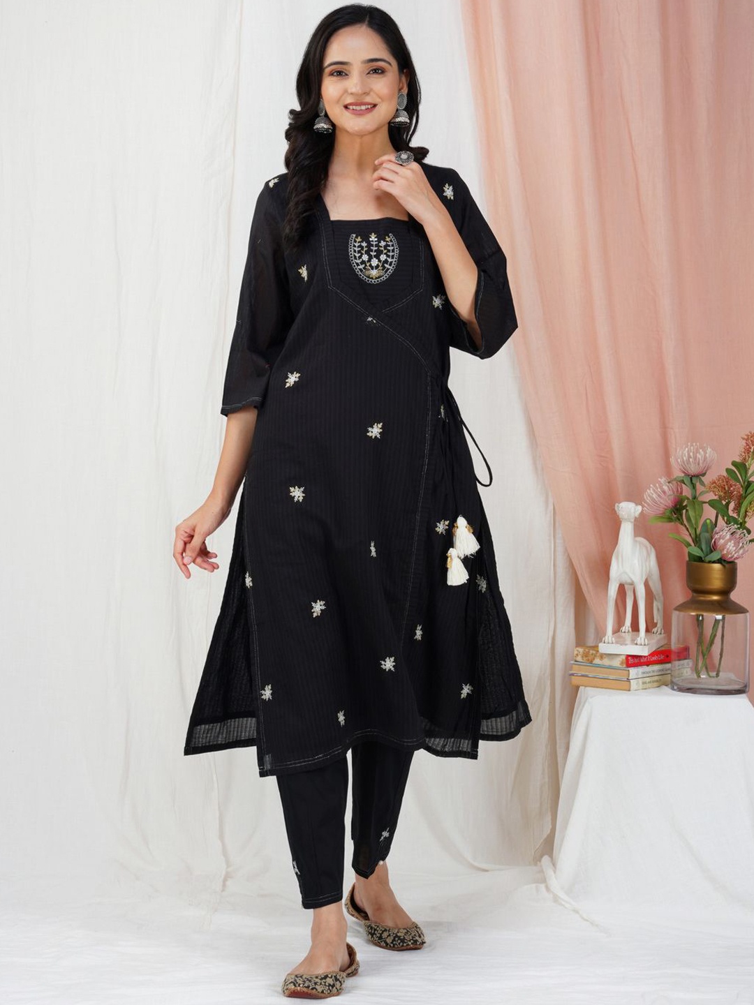 

zuri Floral Embroidered Square Neck Angrakha Thread Work Cotton A-Line Kurta, Black