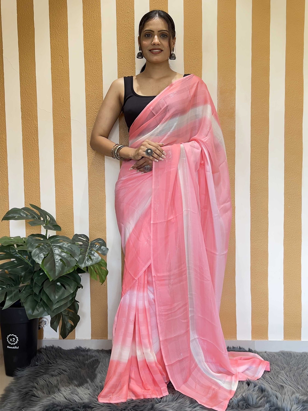 

DIVASTRI Ombre Poly Georgette Ready to Wear Saree, Pink
