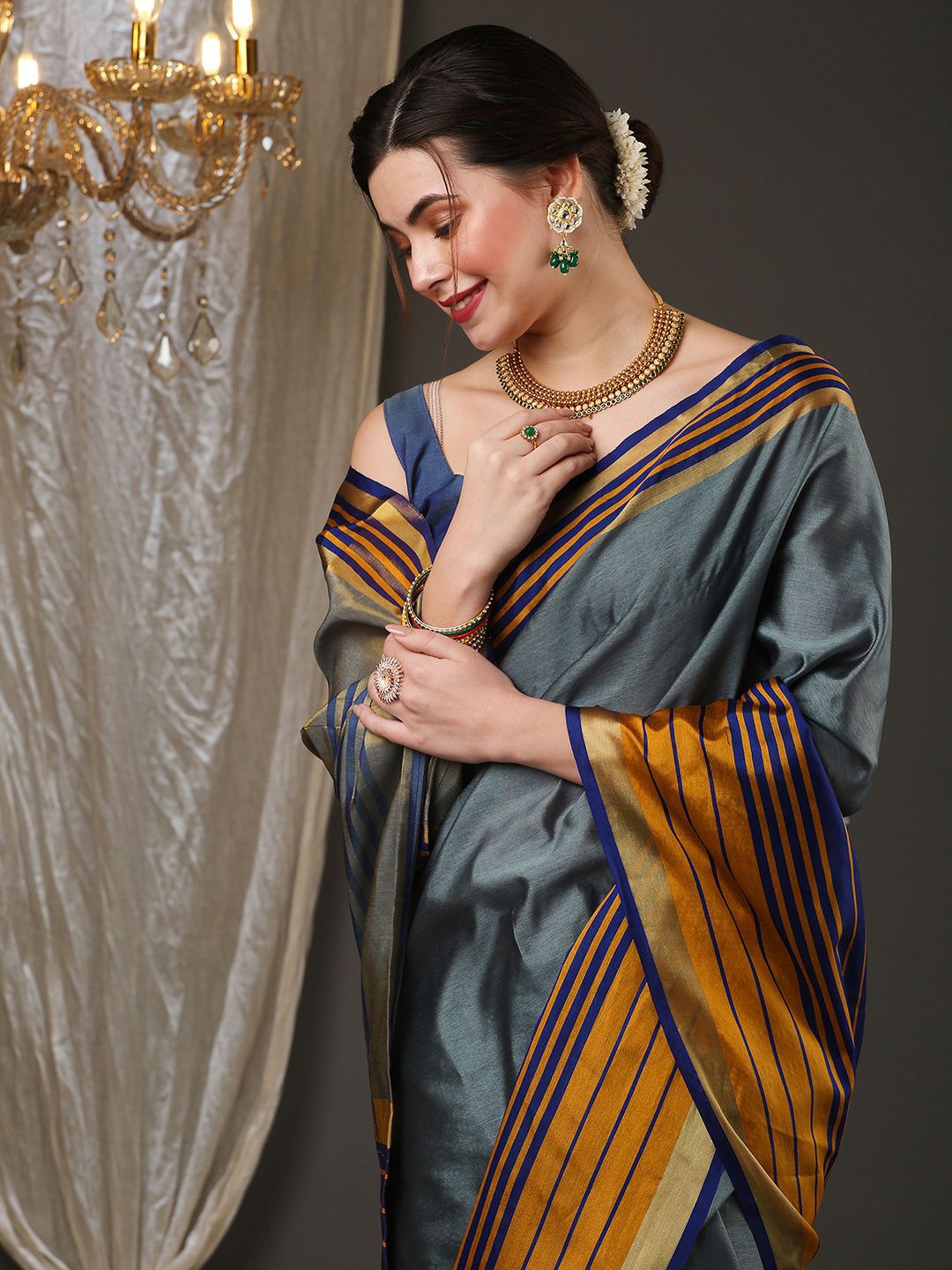 

Mitera Silk Cotton Saree, Grey