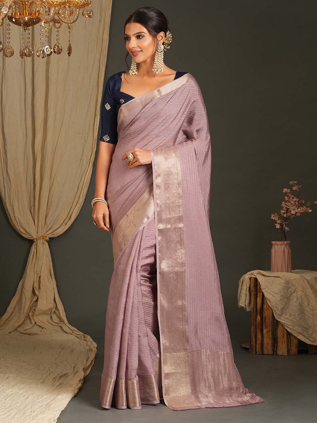 

Anouk Woven Design Zari Silk Blend Banarasi Saree, Mauve