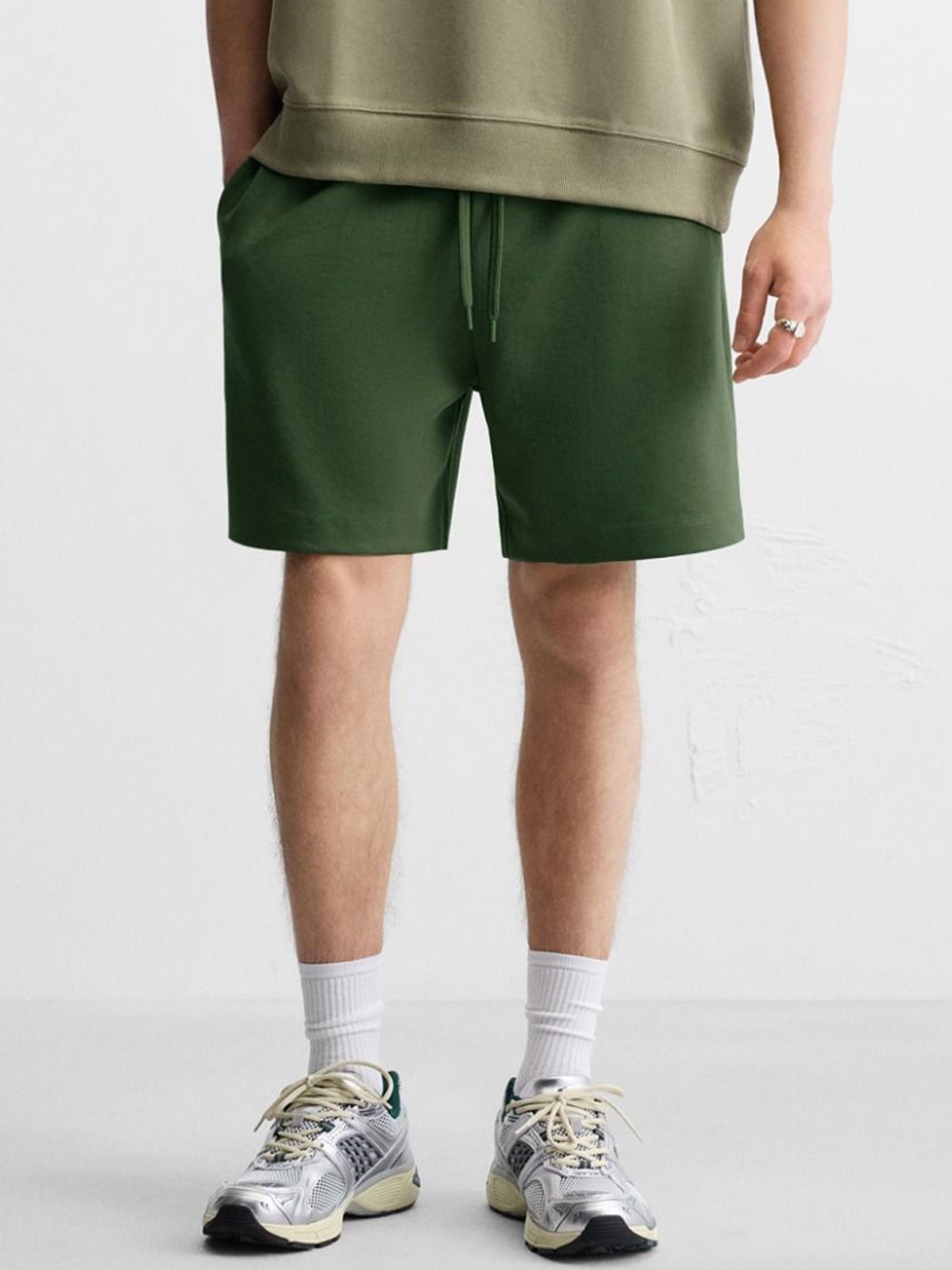 

MISCHIEF MONKEY Men Outdoor Sports Shorts, Green