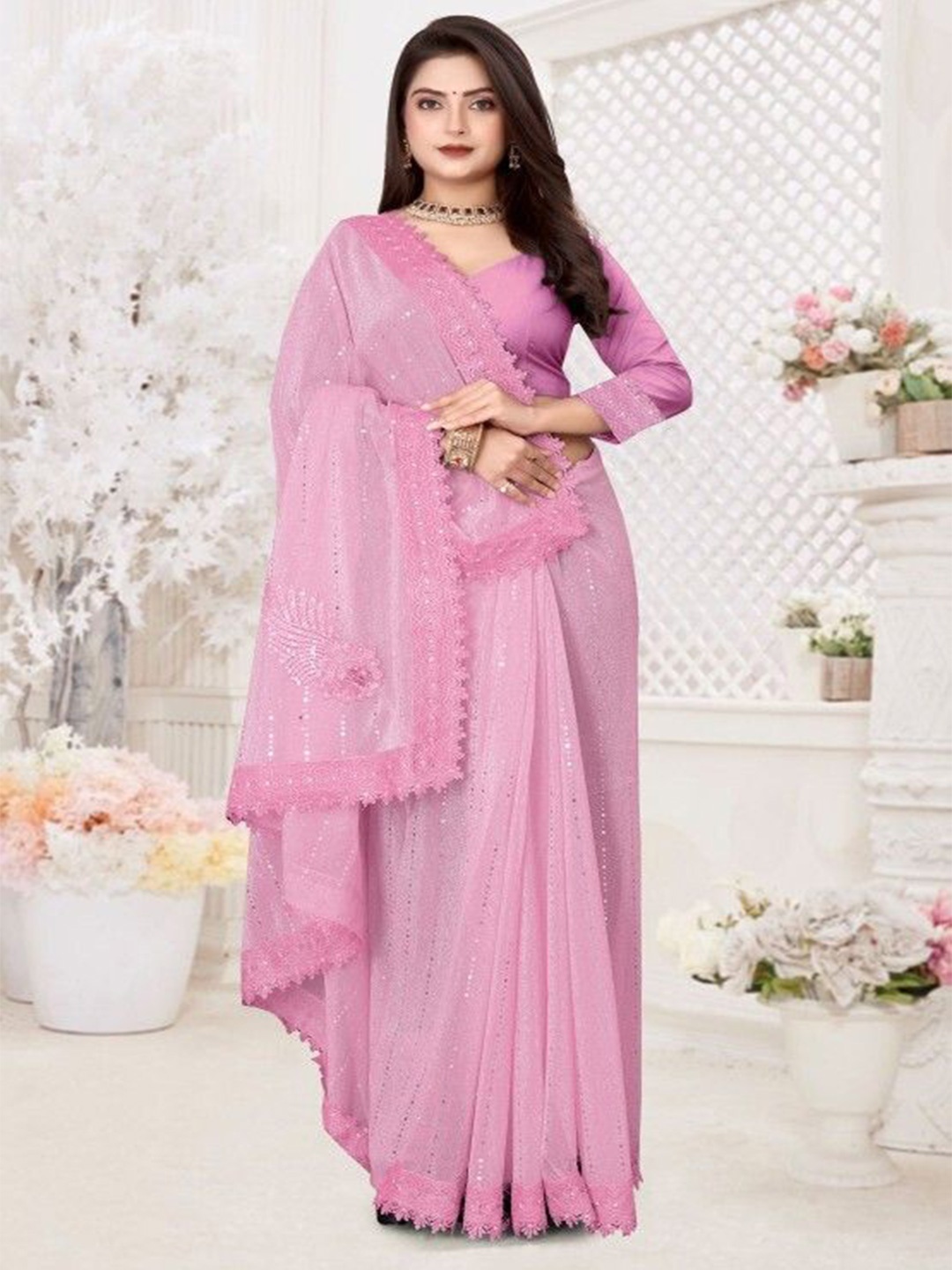 

Aika Embellished Saree With Blouse Piece, Pink