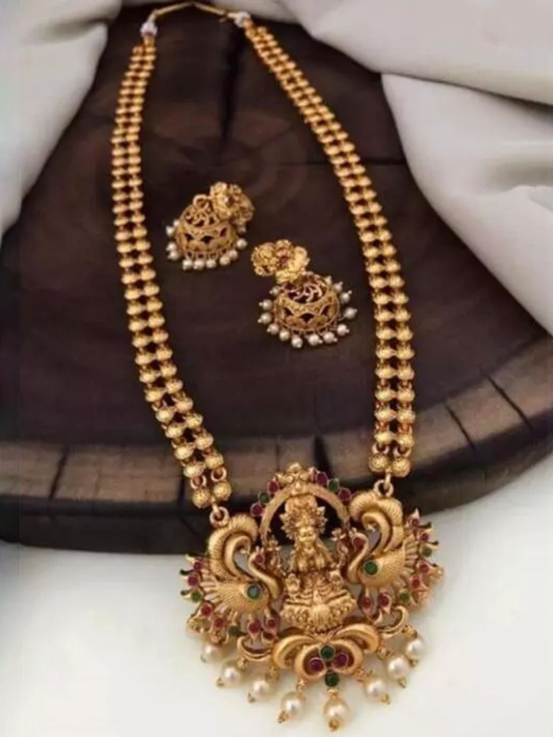 

Rangrozo Jewellery Gold-Plated Stone-Studded Jewellery Set