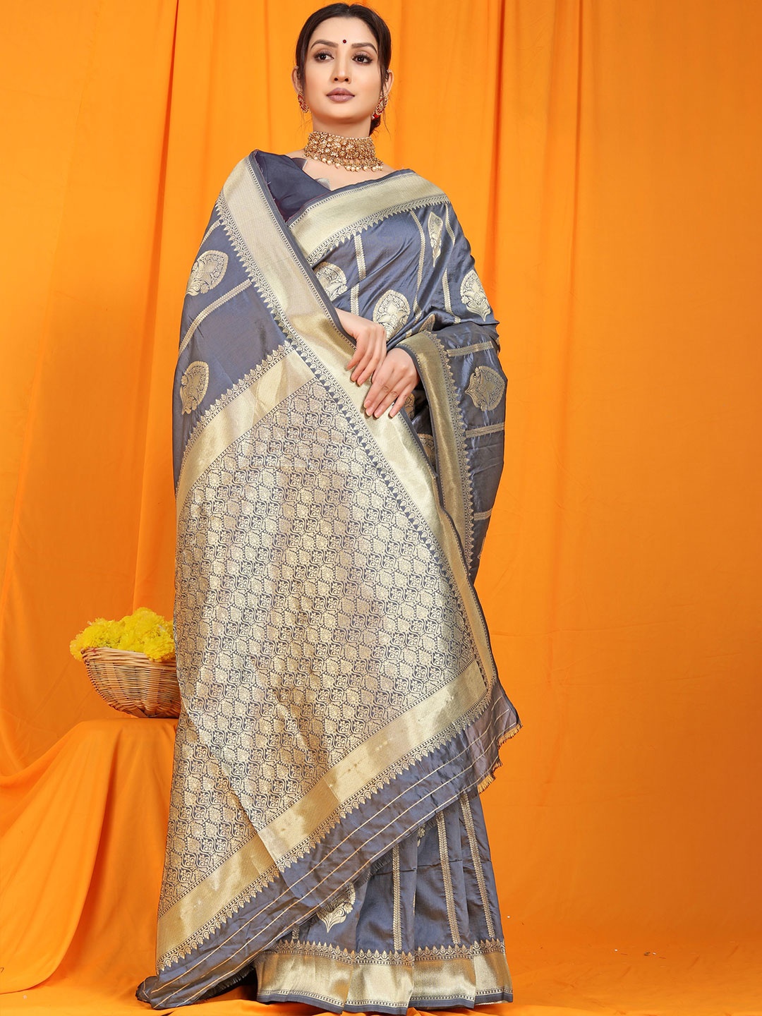 

Kandora Woven Design Zari Pure Silk Banarasi Saree, Grey