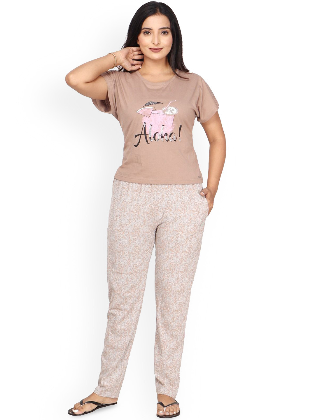 

CLINT Women Printed Night suit, Beige