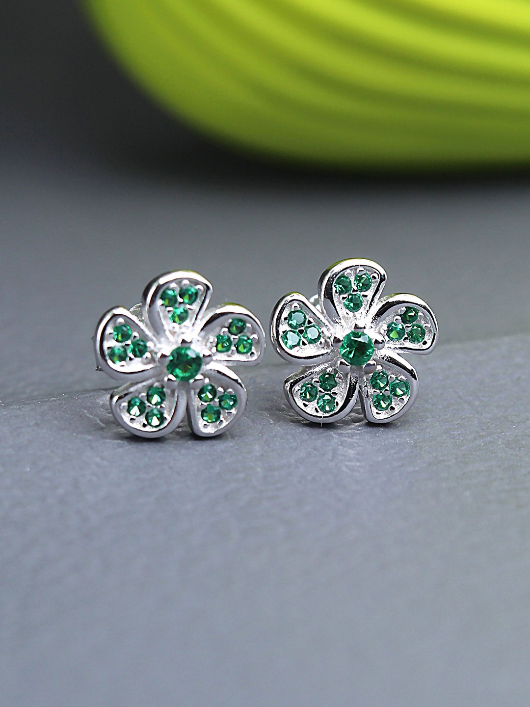 

DEVASHREE 925 Sterling Silver Rhodium-Plated CZ Studded Floral Shaped Studs, Green