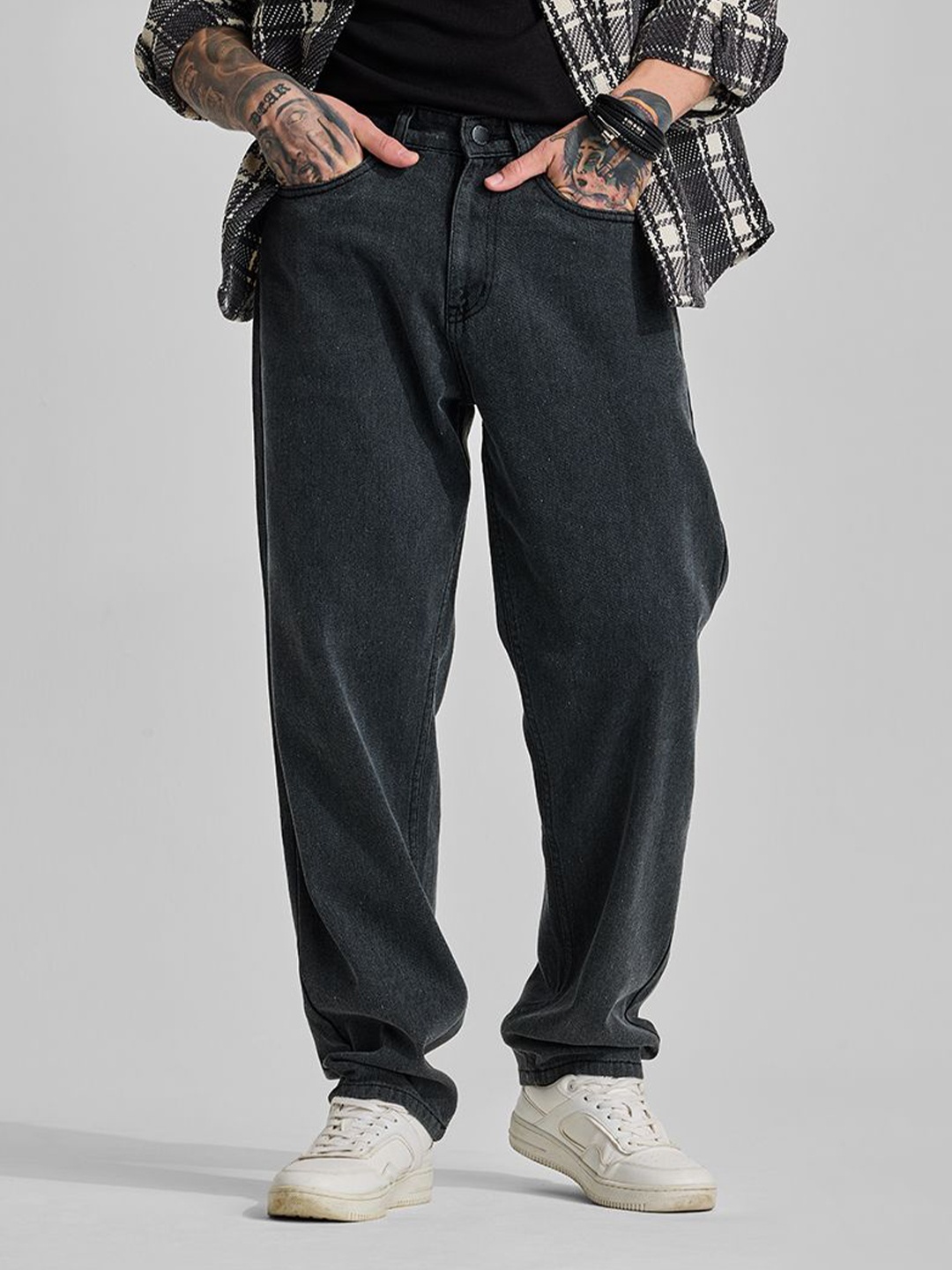 

Snitch Men Charcoal Grey Baggy Fit Jeans