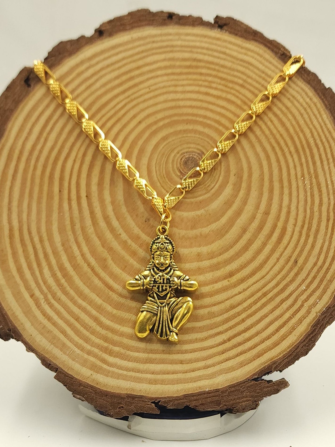 

AKLINA Unisex Gold-Plated God Pendant With Chain